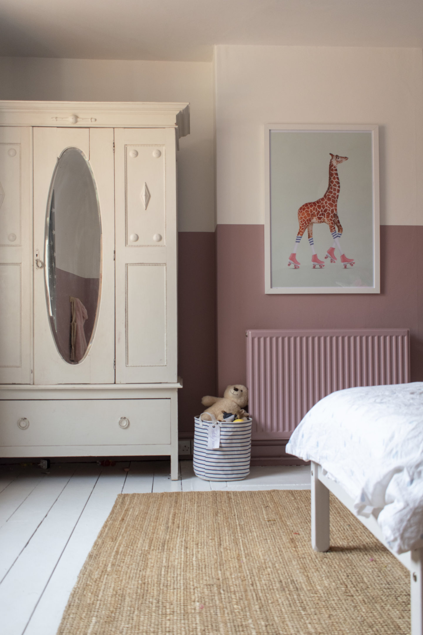 half painted walls in cinder rose farrow and ball